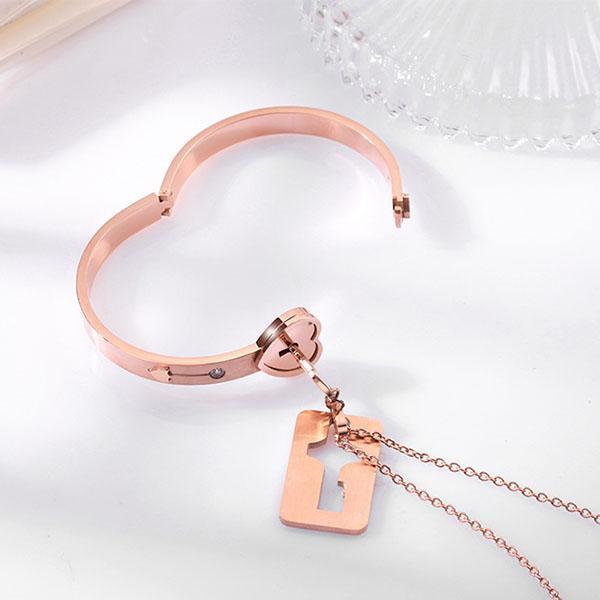 Lock Your Heart Bracelet Set